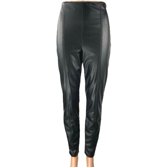 Aritzia Babaton Women's Black Faux Leather Vegan Tapered Trousers Pants Size 10 - Picture 1 of 5